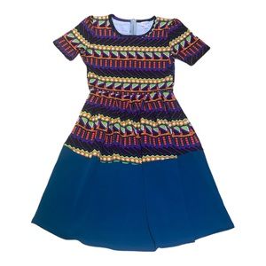 Lularoe Amelia Fit and Flare Stretchy Knit Short Sleeve Dress | Pockets | Size S